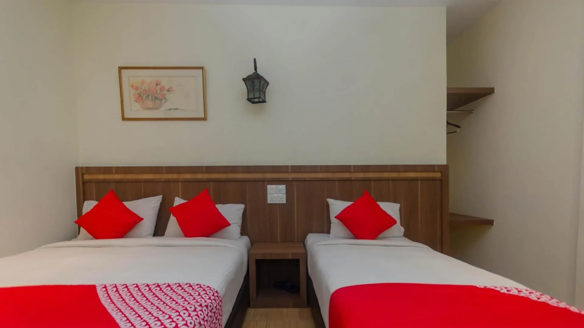 Super Oyo 596 The Vintage Hotel Johor Bahru