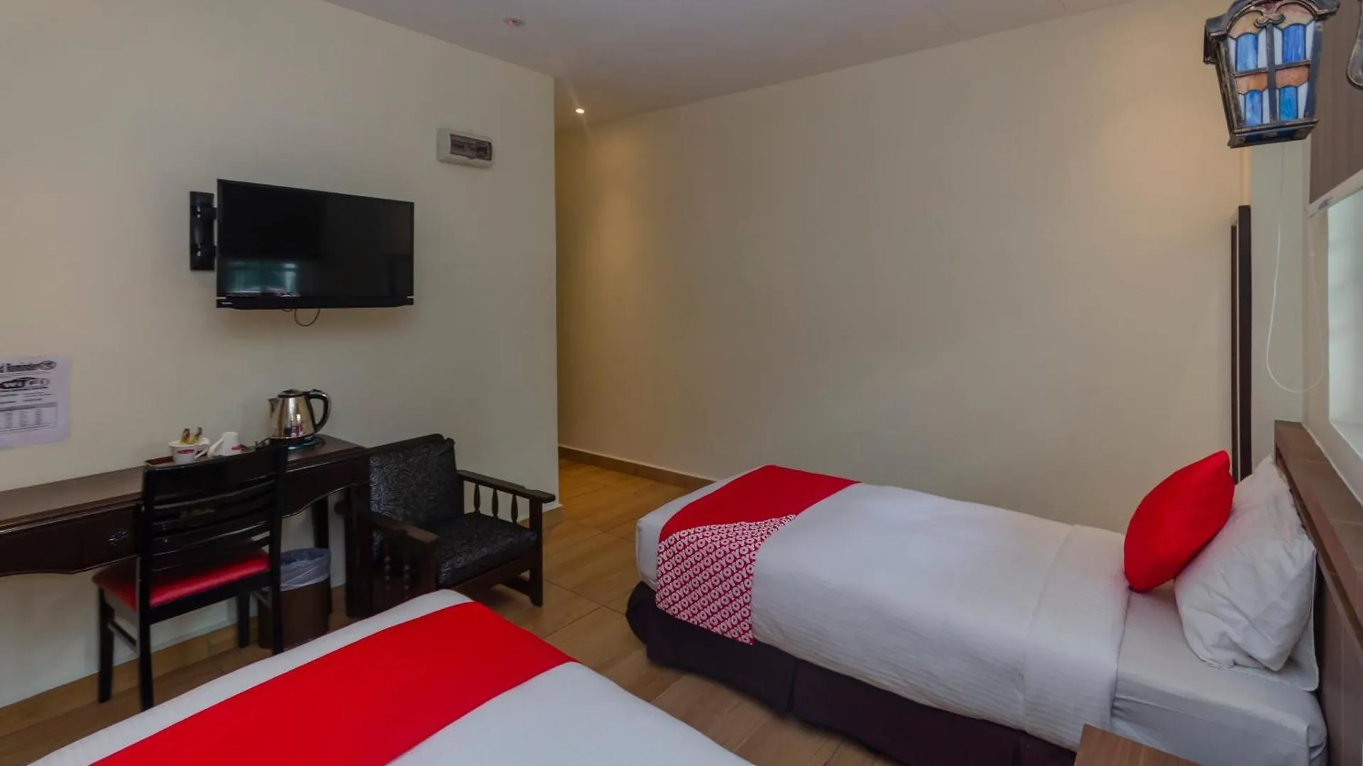Super Oyo 596 The Vintage Hotel Johor Bahru 2*,