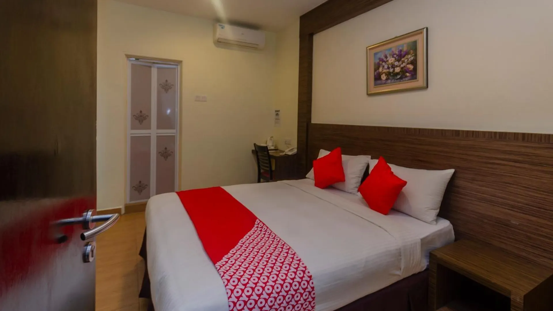 Super Oyo 596 The Vintage Hotel Johor Bahru