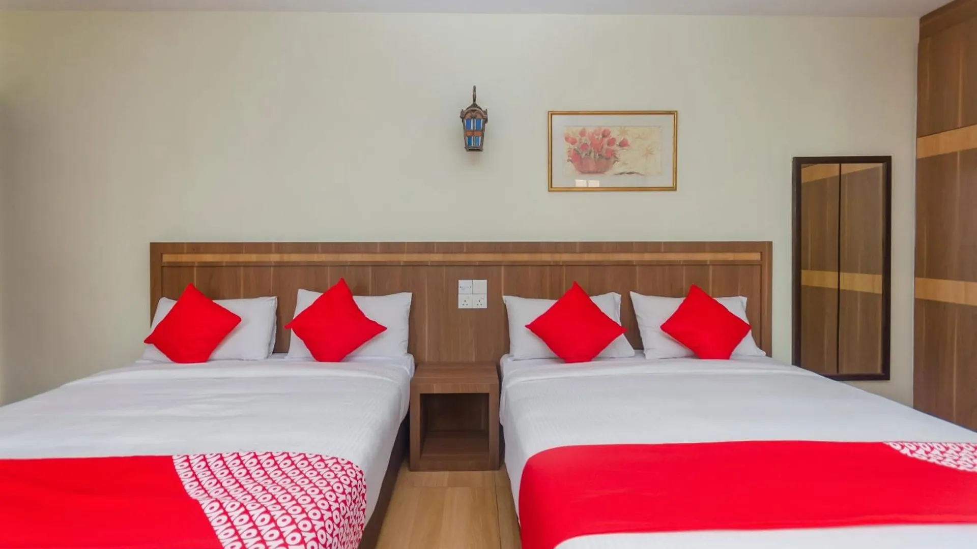 Super Oyo 596 The Vintage Hotel Johor Bahru